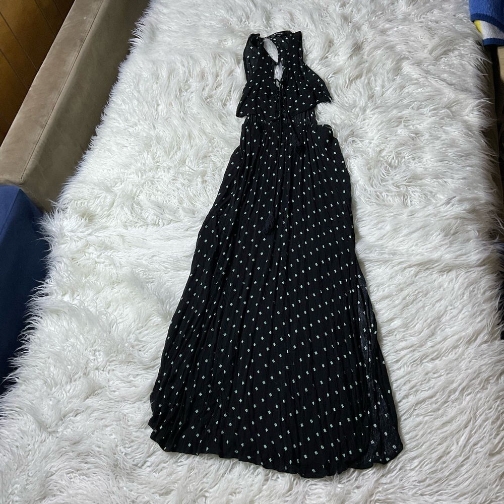 Lulu’s Phaedra Black Print Lace-Up Maxi Dress - Picture 2 of 5